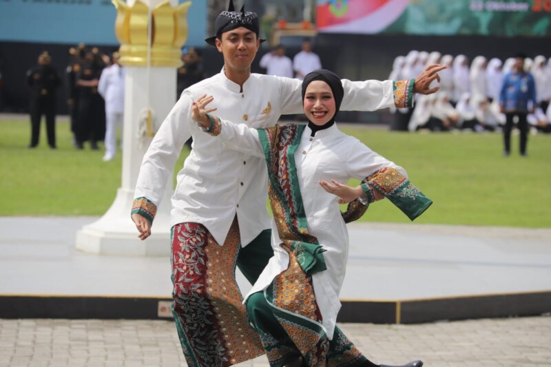 Busana Khas Jombang